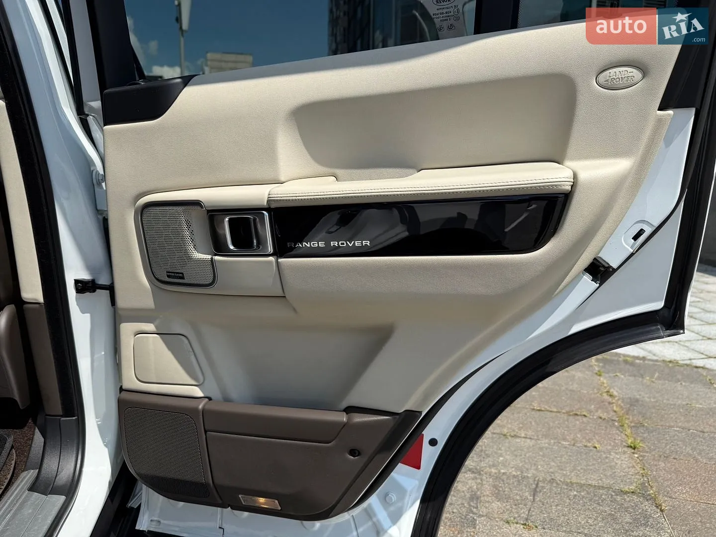 2012 Land Rover Range Rover - мініатюра 20