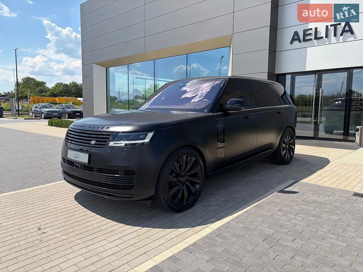 Land Rover Range Rover 2023 VIN SALKABBW6PA053947 фото оголошення 6 з 37
