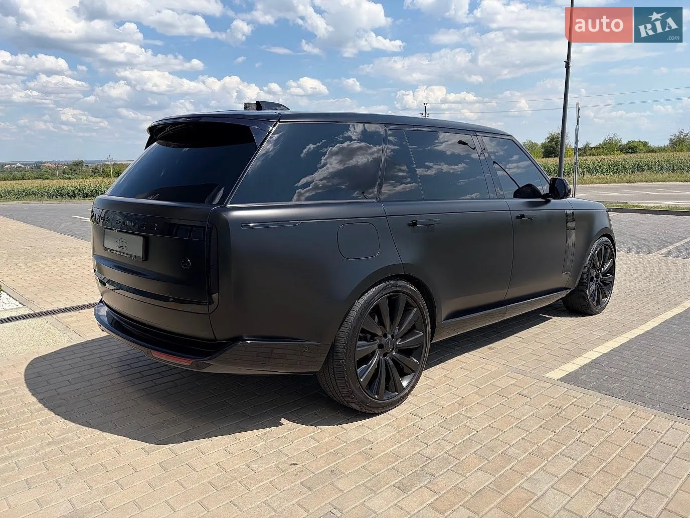 Land Rover Range Rover 2023 VIN SALKABBW6PA053947 фото оголошення 10 з 37