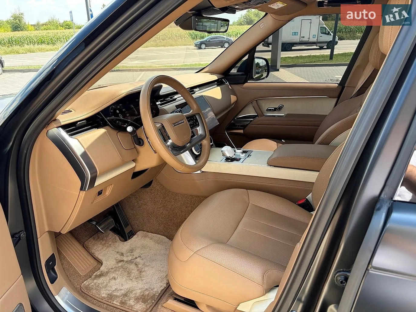 Land Rover Range Rover 2023 VIN SALKABBW6PA053947 фото оголошення 12 з 37