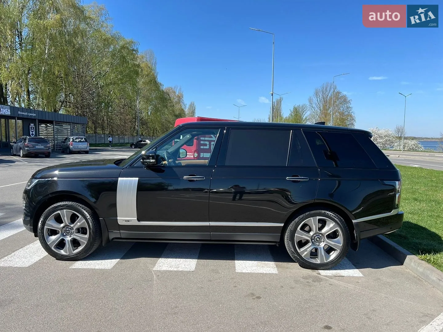 2020 Land Rover Range Rover - мініатюра 9
