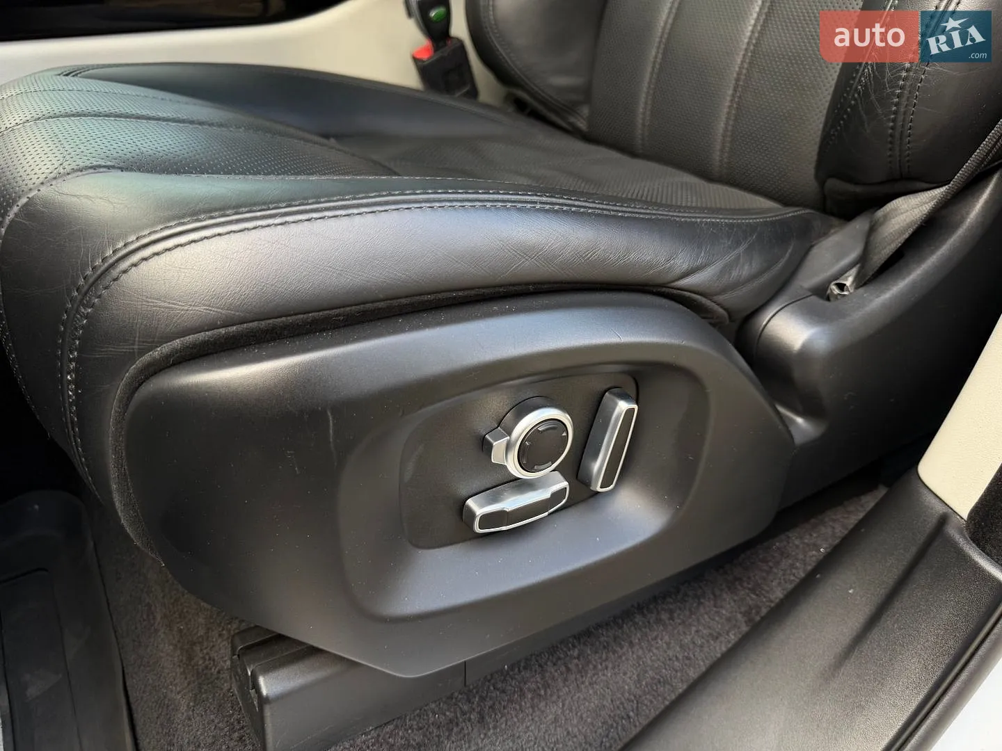 Land Rover Range Rover 2015 VIN SALGS2KF5GA248506 фото оголошення 66 з 102