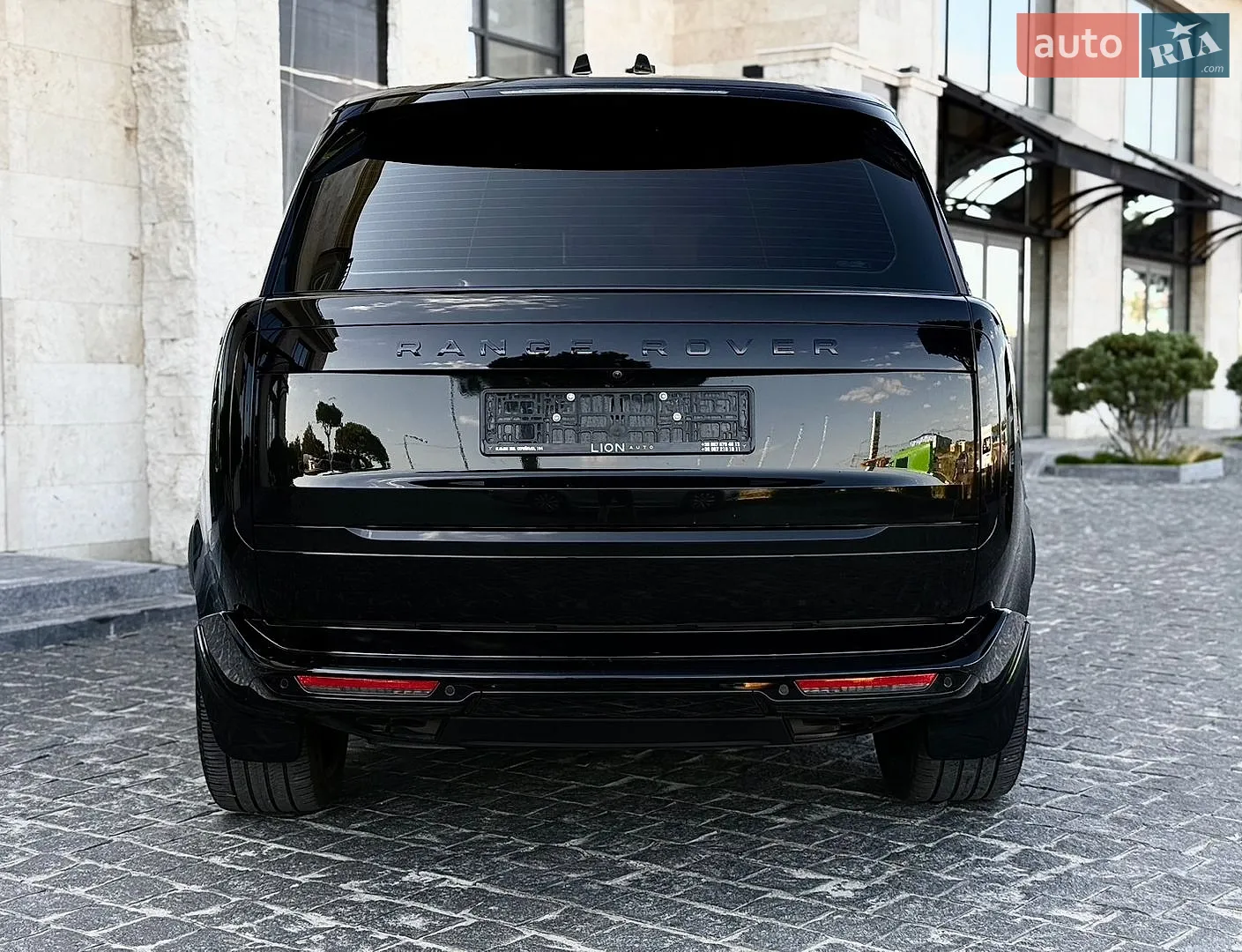 2023 Land Rover Range Rover - мініатюра 17