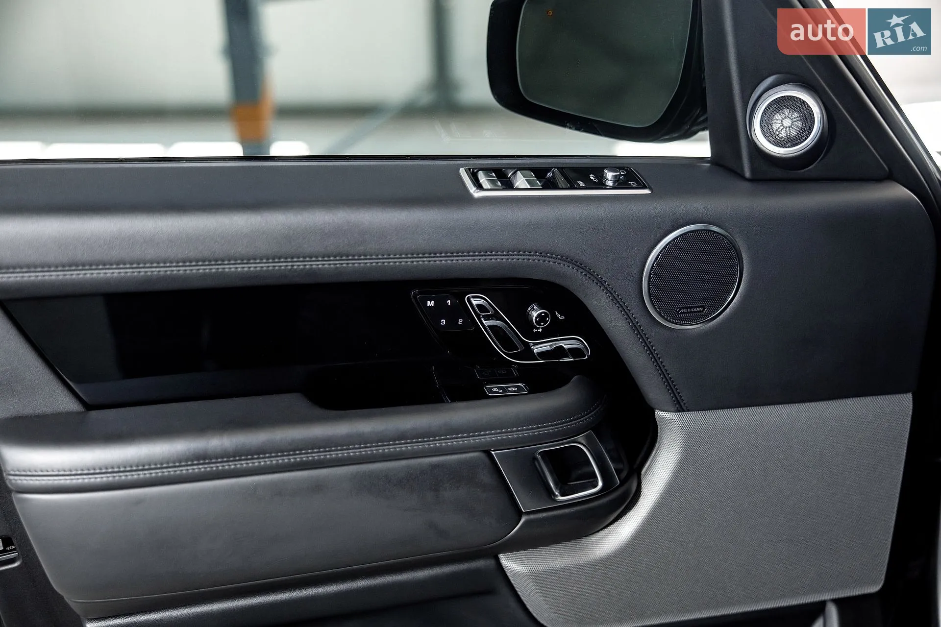2018 Land Rover Range Rover - мініатюра 53