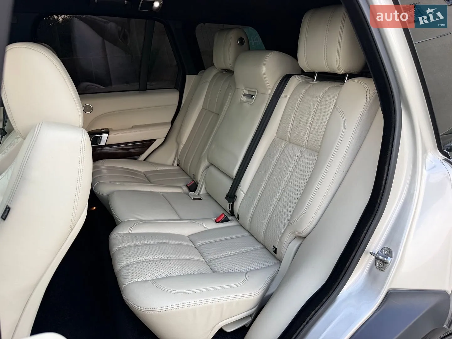 2013 Land Rover Range Rover - мініатюра 18