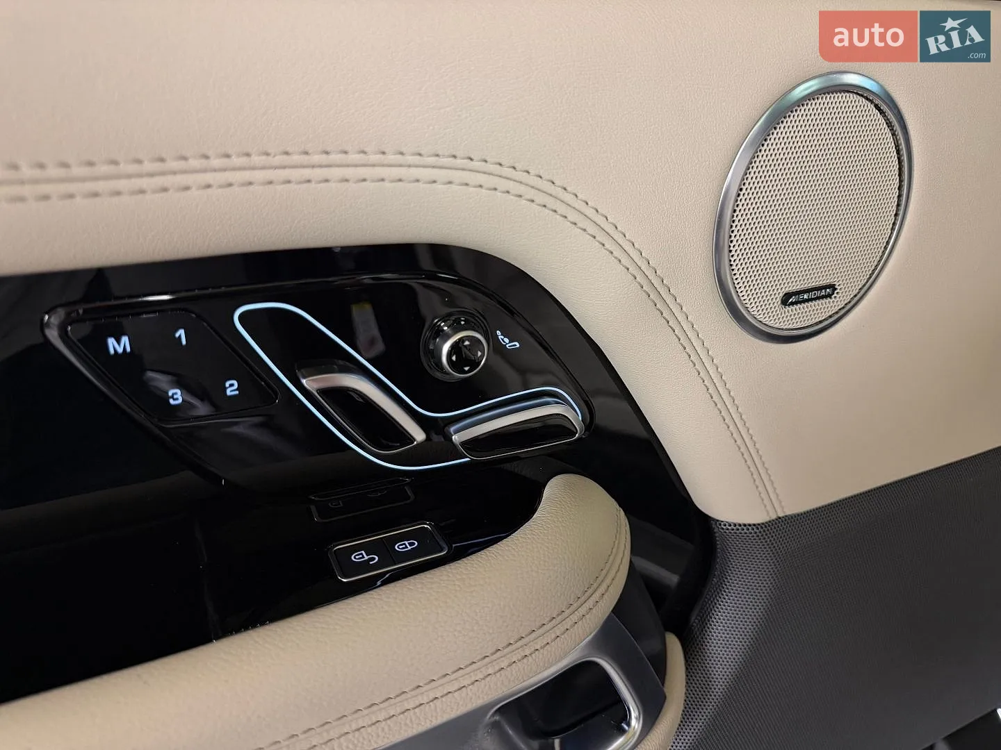 2020 Land Rover Range Rover - мініатюра 13