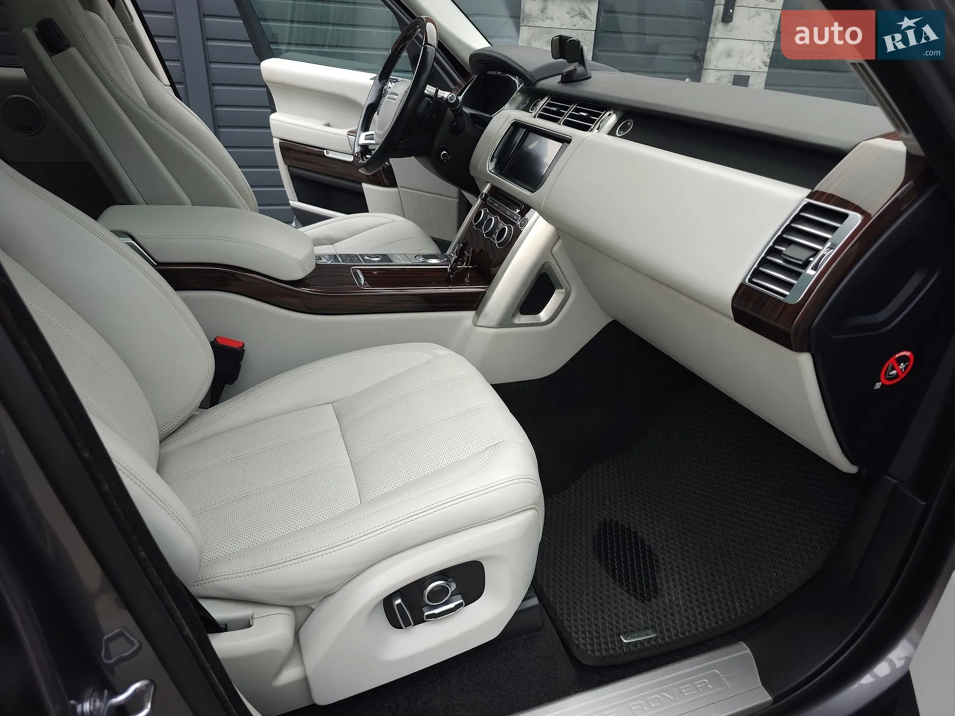 2015 Land Rover Range Rover - мініатюра 12