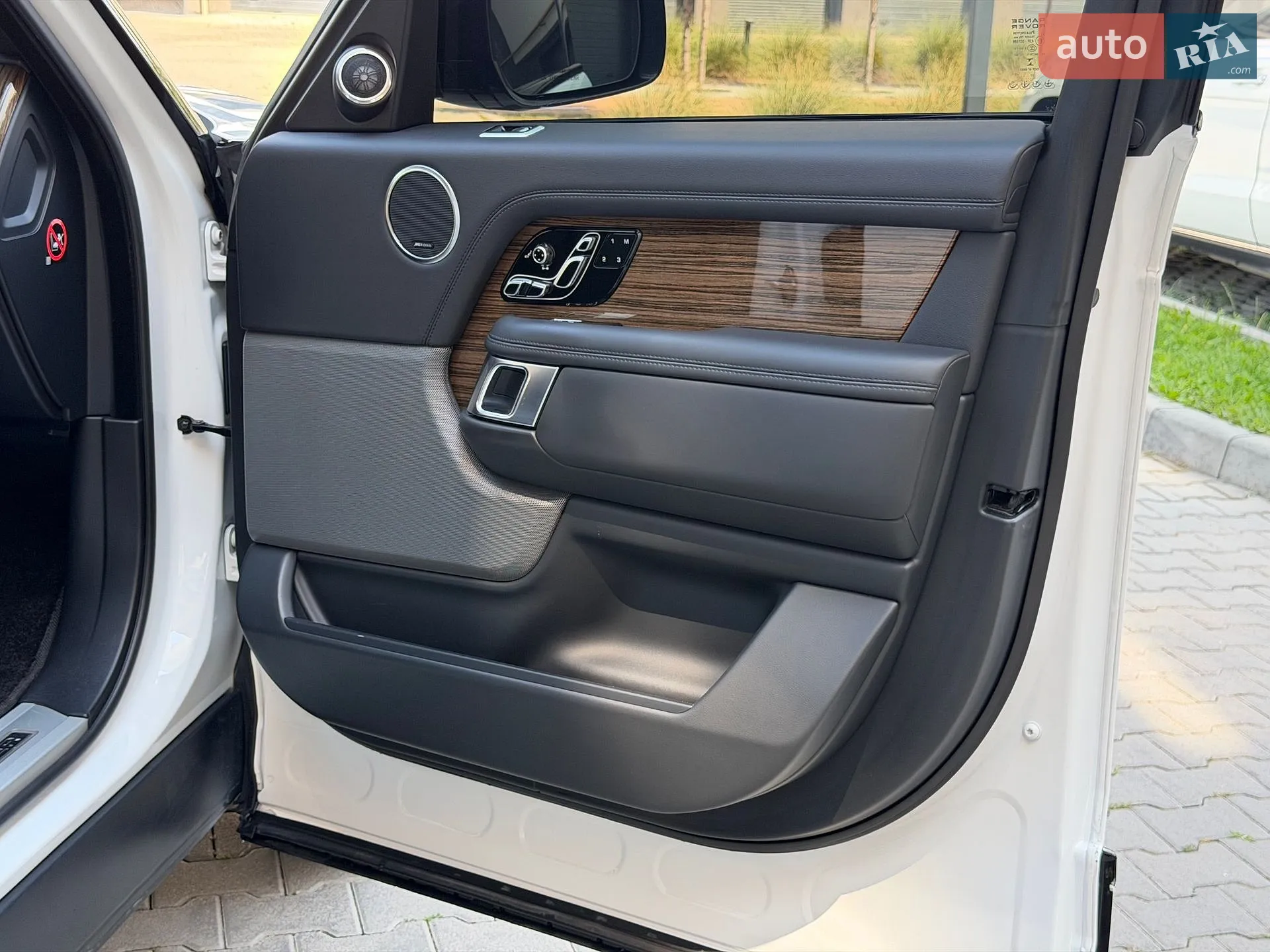 2017 Land Rover Range Rover - мініатюра 59