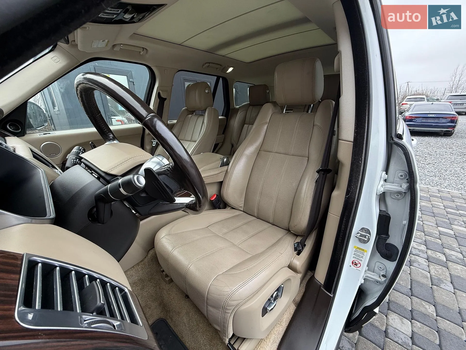 2016 Land Rover Range Rover - мініатюра 40