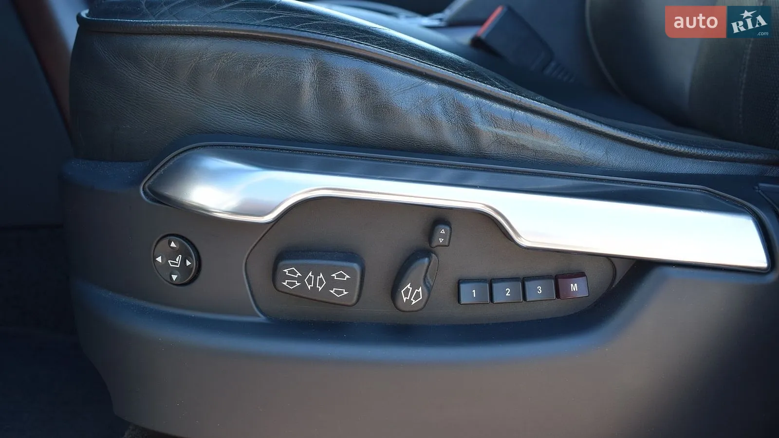 2012 Land Rover Range Rover - мініатюра 21