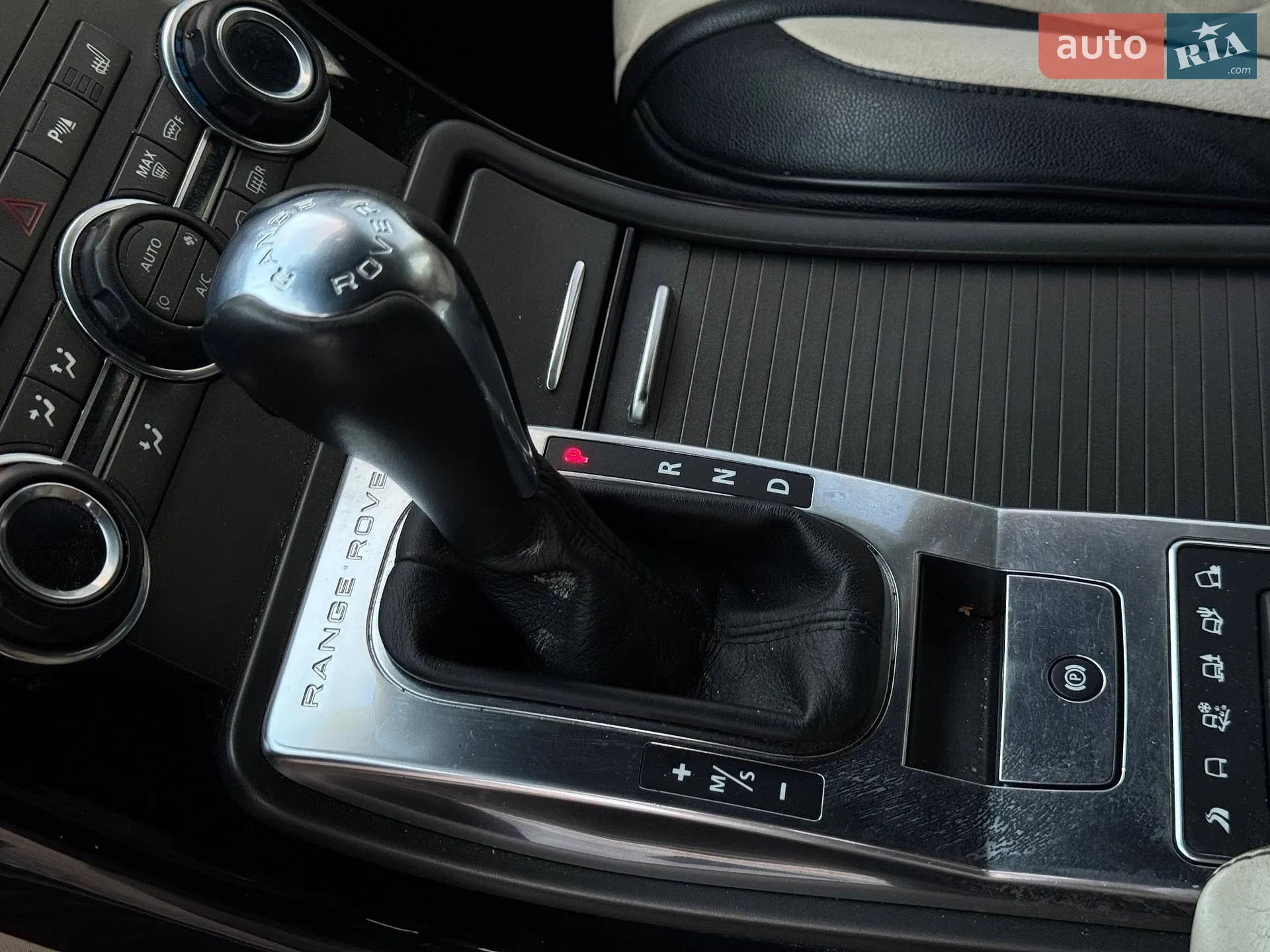 2013 Land Rover Range Rover - мініатюра 19
