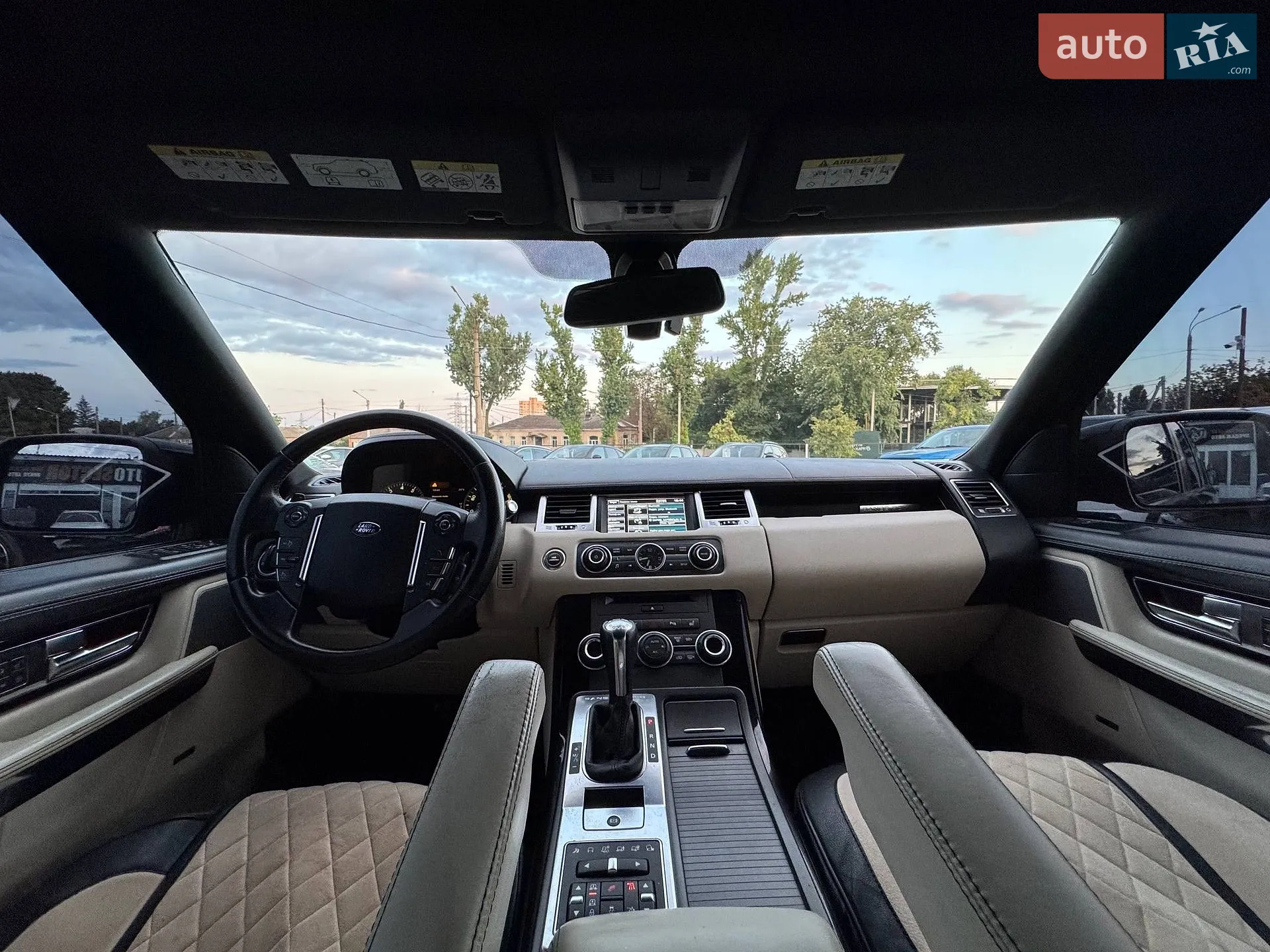 2013 Land Rover Range Rover - мініатюра 29