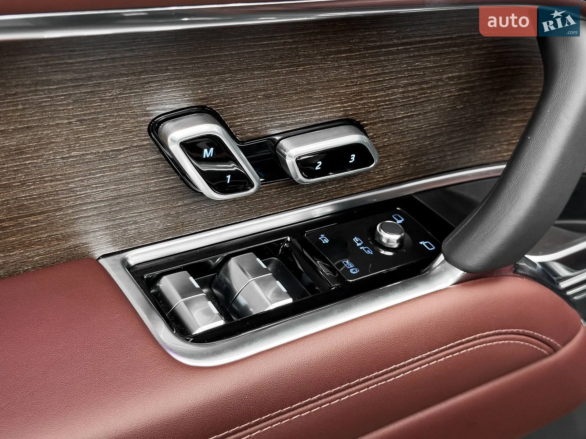 2025 Land Rover Range Rover - мініатюра 22