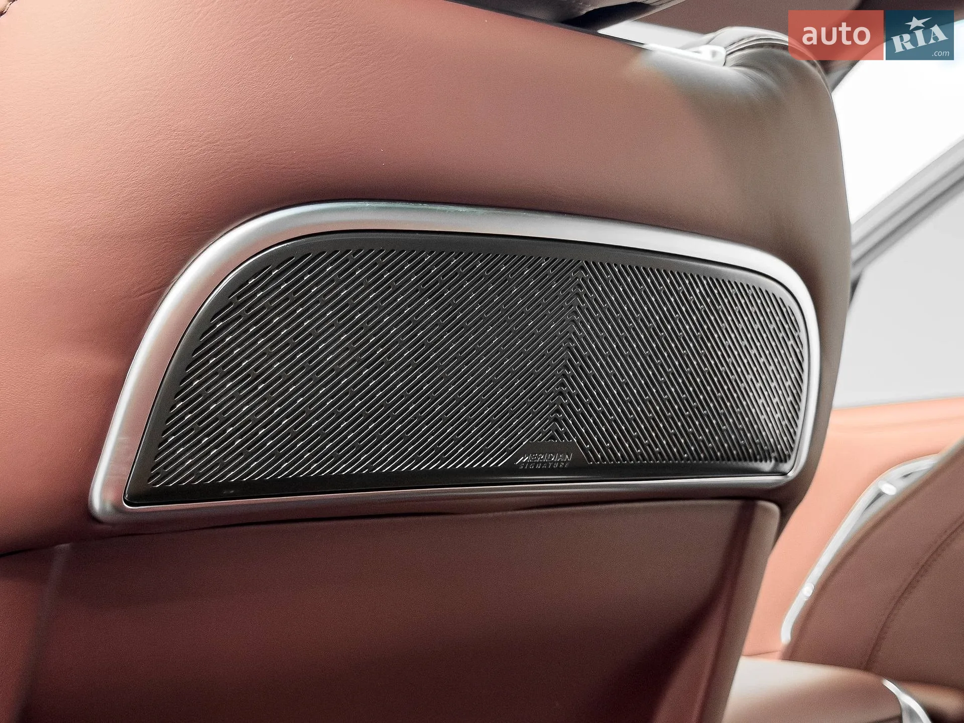 2025 Land Rover Range Rover - мініатюра 51