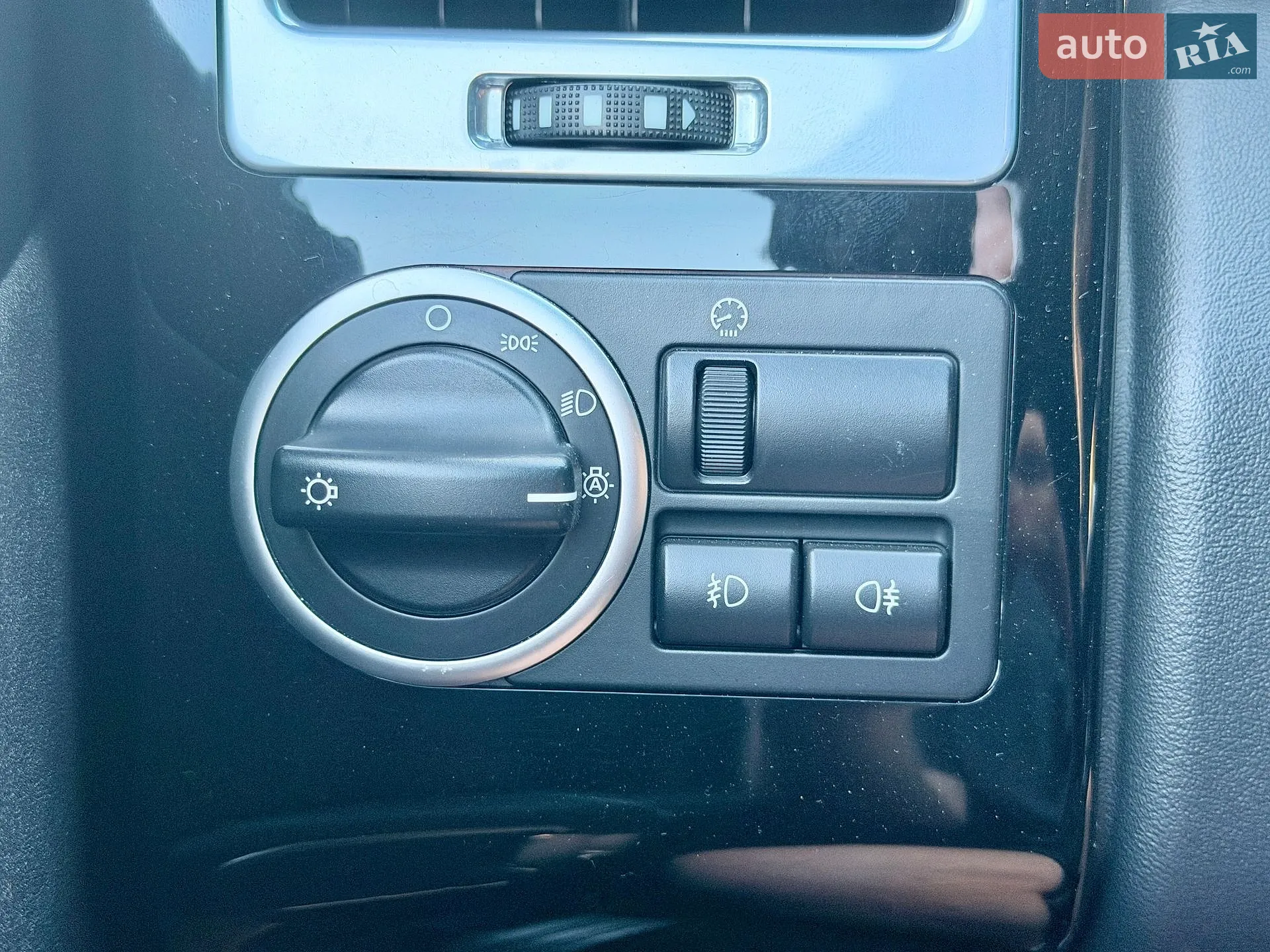 2011 Land Rover Range Rover - мініатюра 25