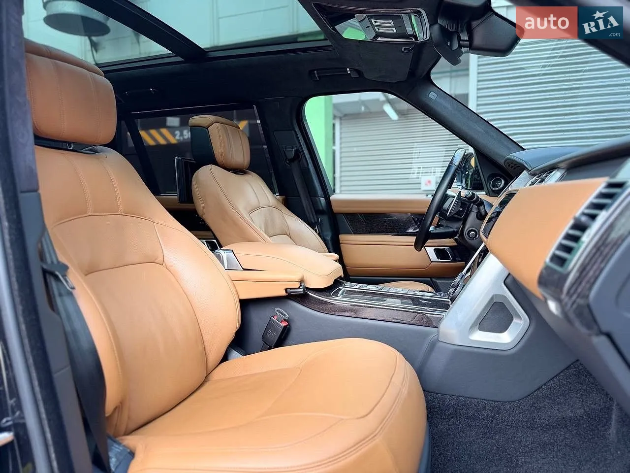 2019 Land Rover Range Rover - мініатюра 22