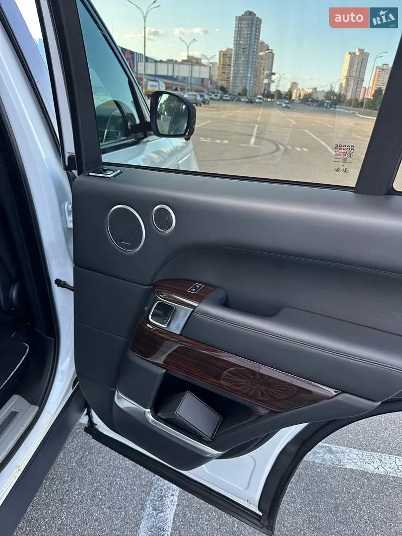 2013 Land Rover Range Rover - мініатюра 32