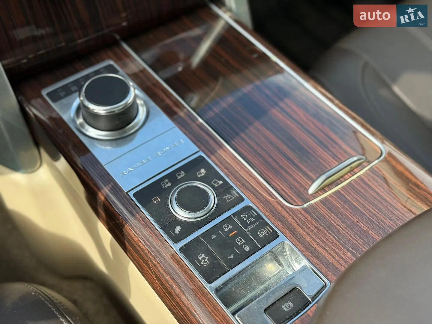 2013 Land Rover Range Rover - мініатюра 29