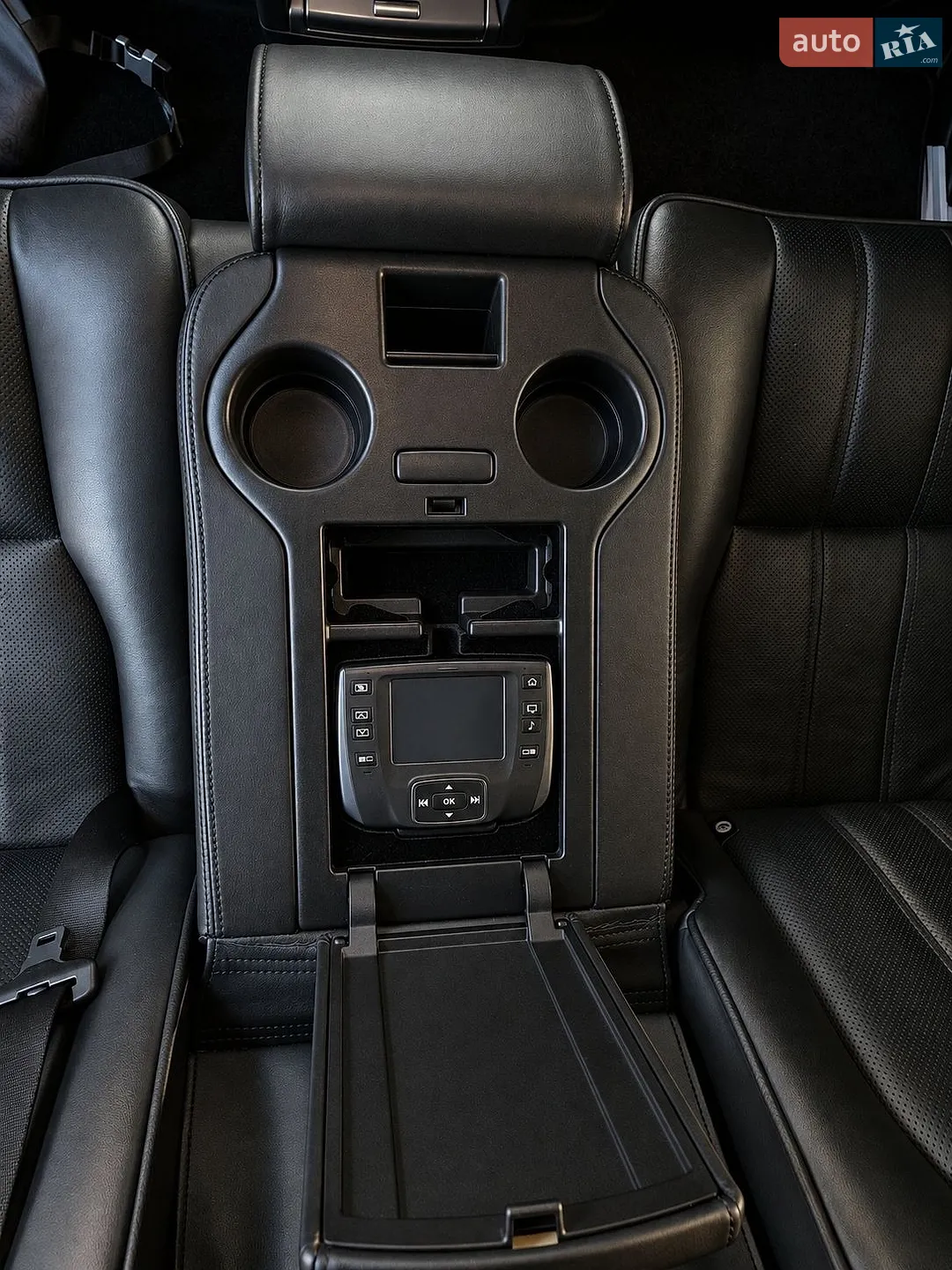 2010 Land Rover Range Rover - мініатюра 27