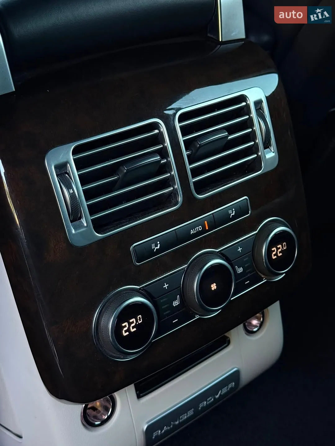 2012 Land Rover Range Rover - мініатюра 27