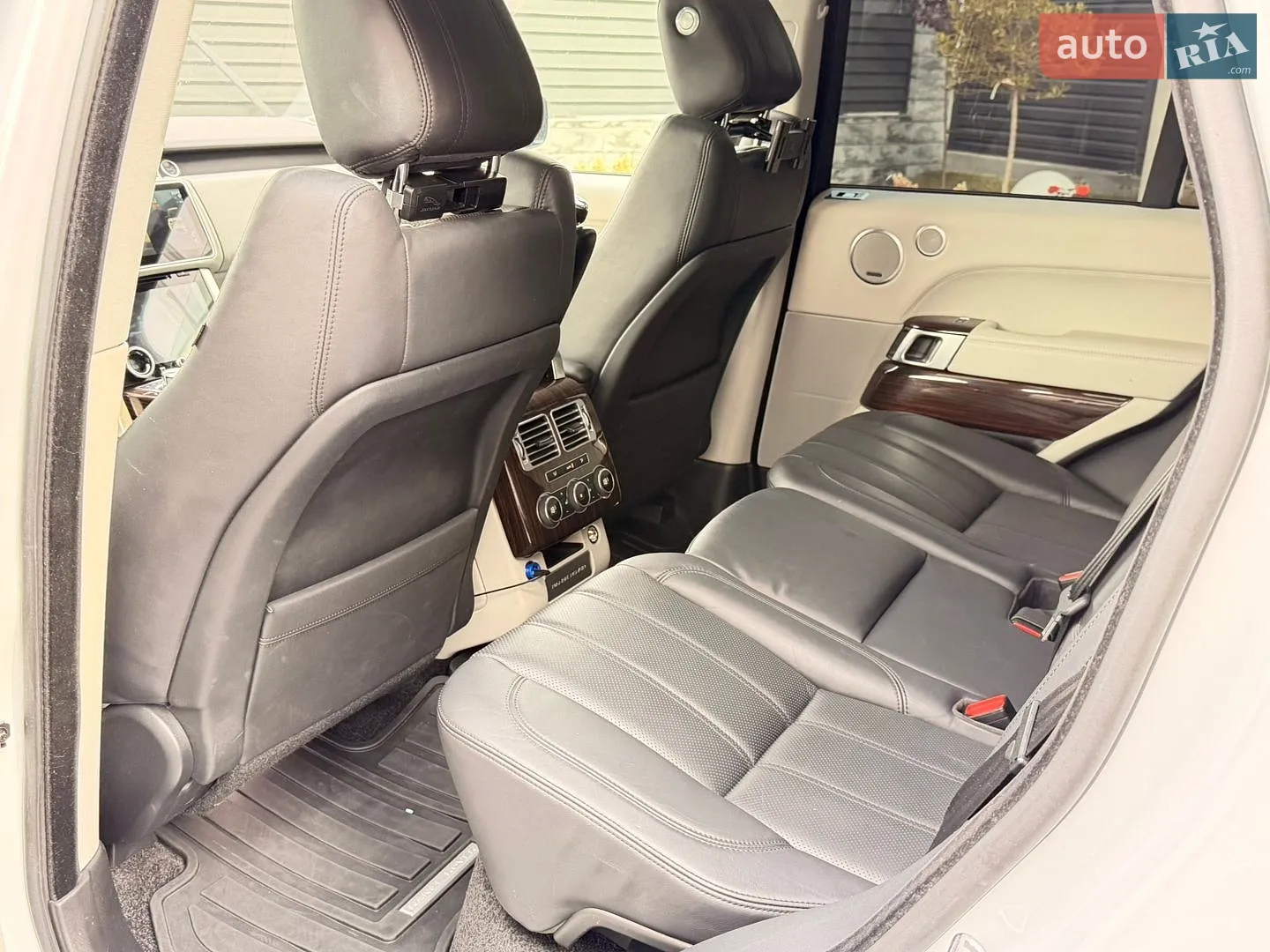 2017 Land Rover Range Rover - мініатюра 19