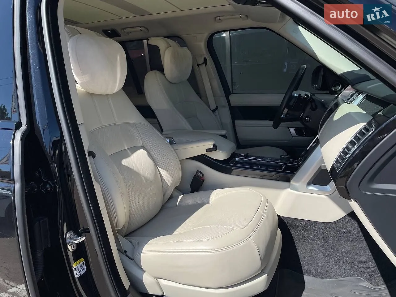 2020 Land Rover Range Rover - мініатюра 21