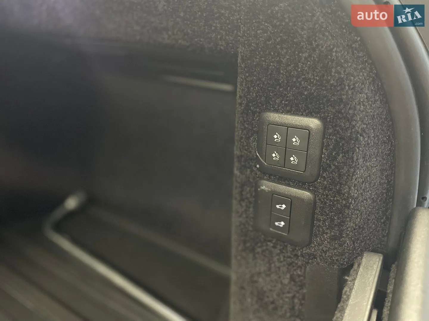 2019 Land Rover Range Rover - мініатюра 32