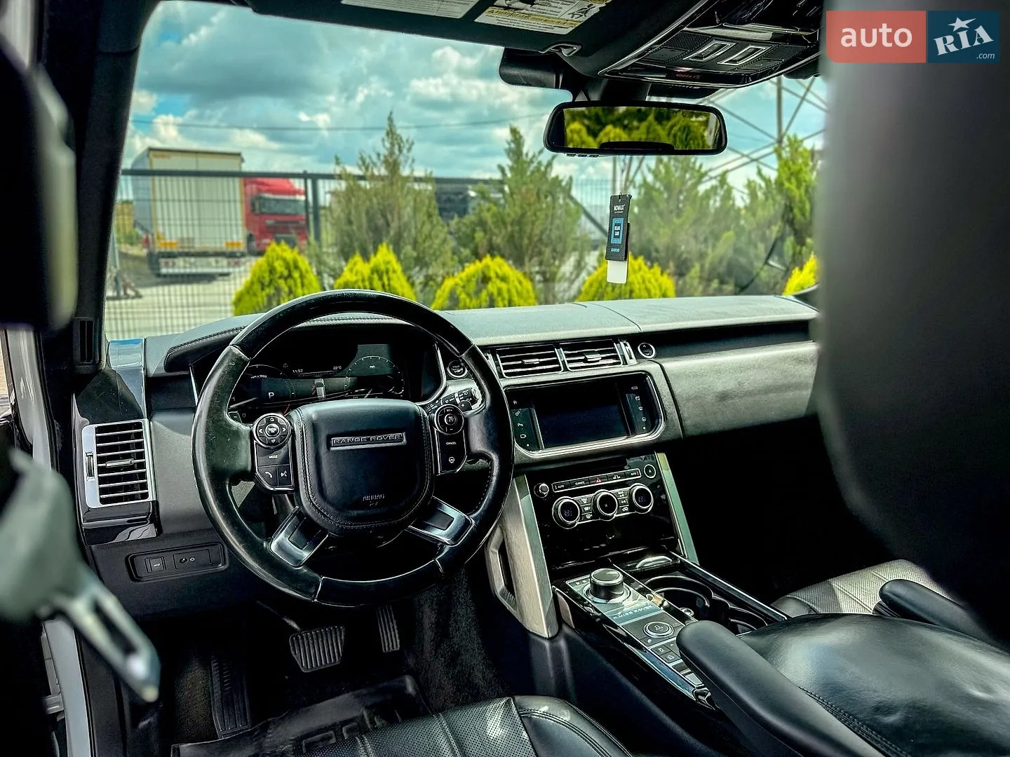2016 Land Rover Range Rover - мініатюра 42