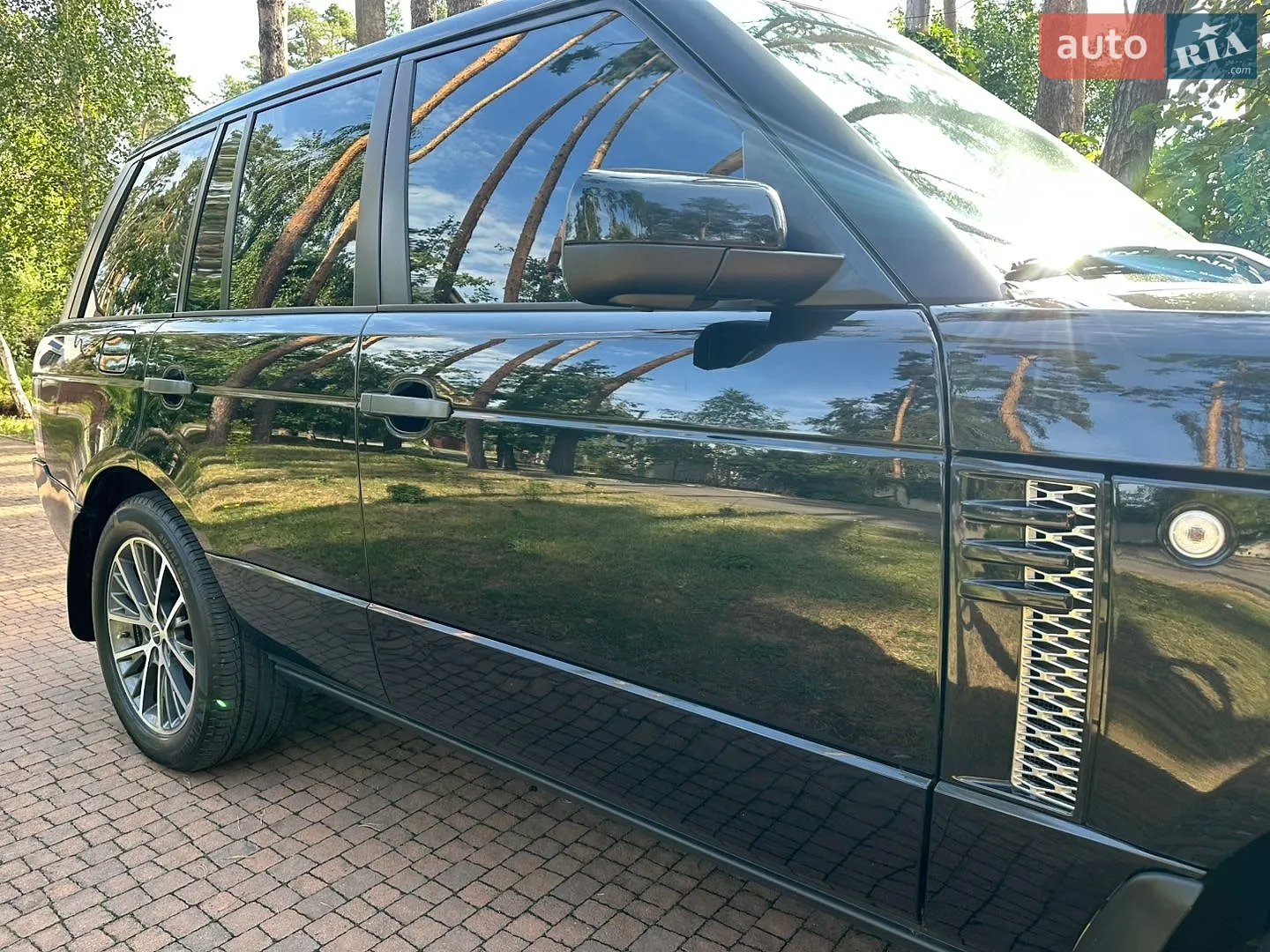 2010 Land Rover Range Rover - мініатюра 28