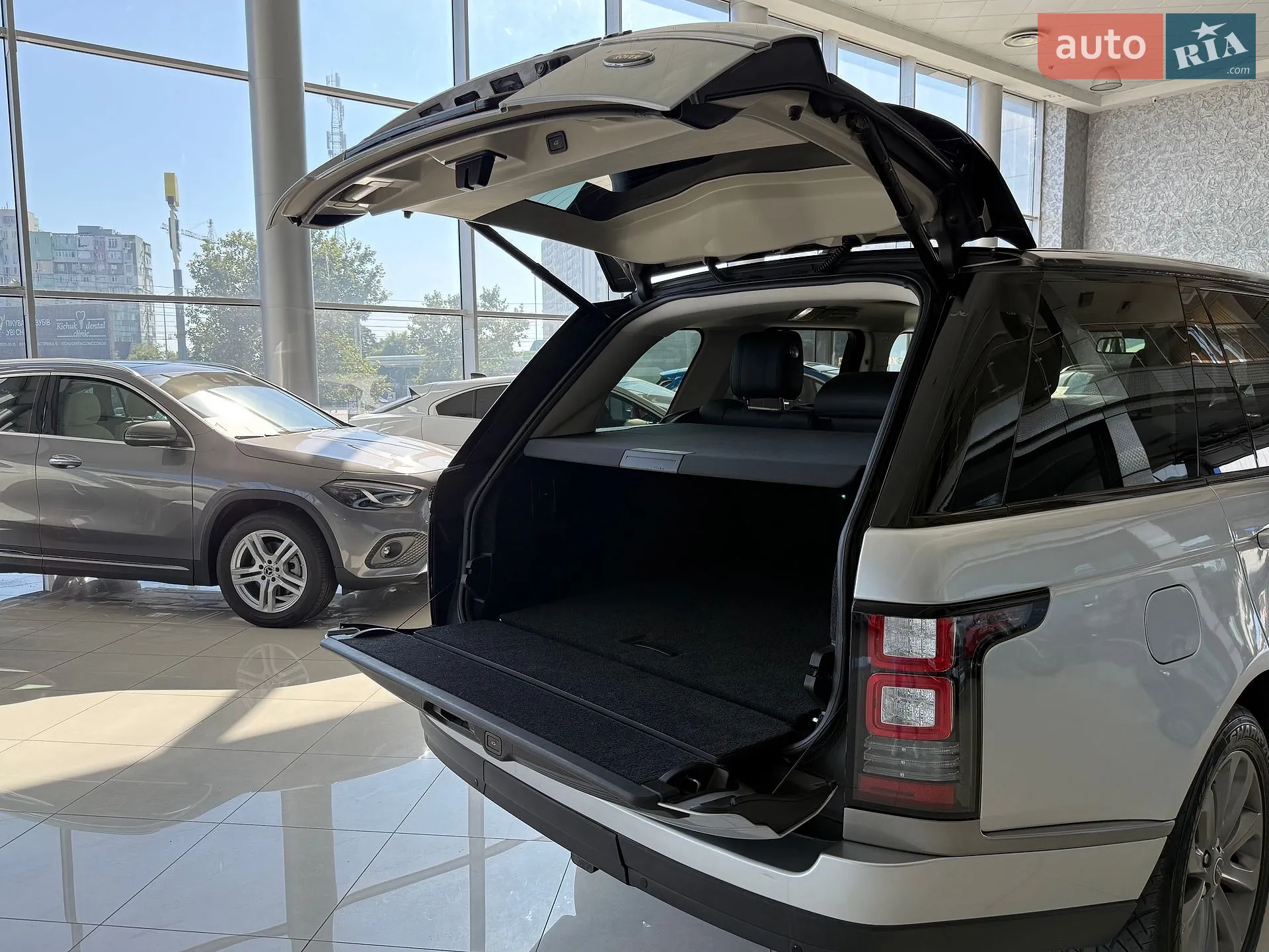 2016 Land Rover Range Rover - мініатюра 11