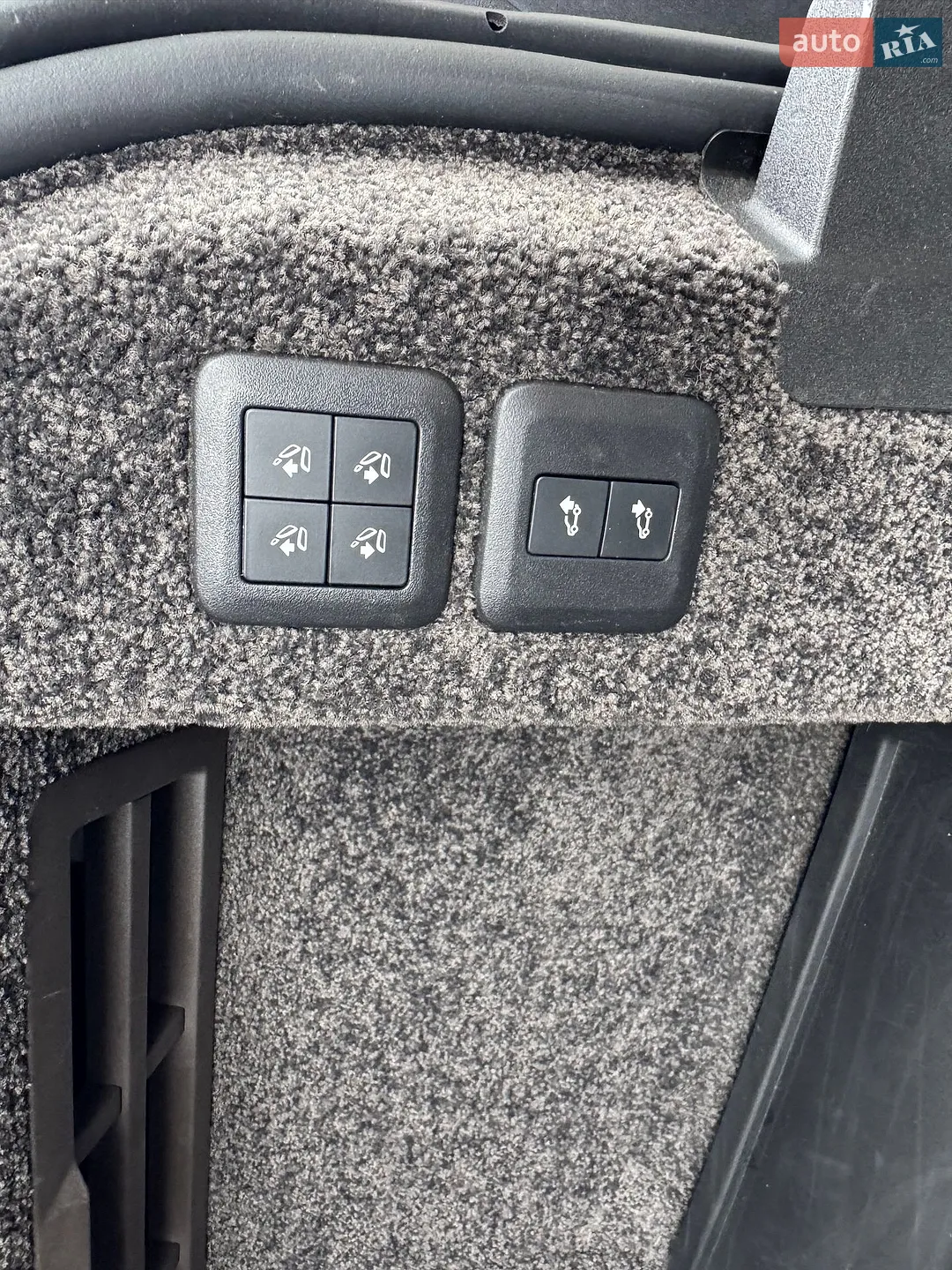 2017 Land Rover Range Rover - мініатюра 32