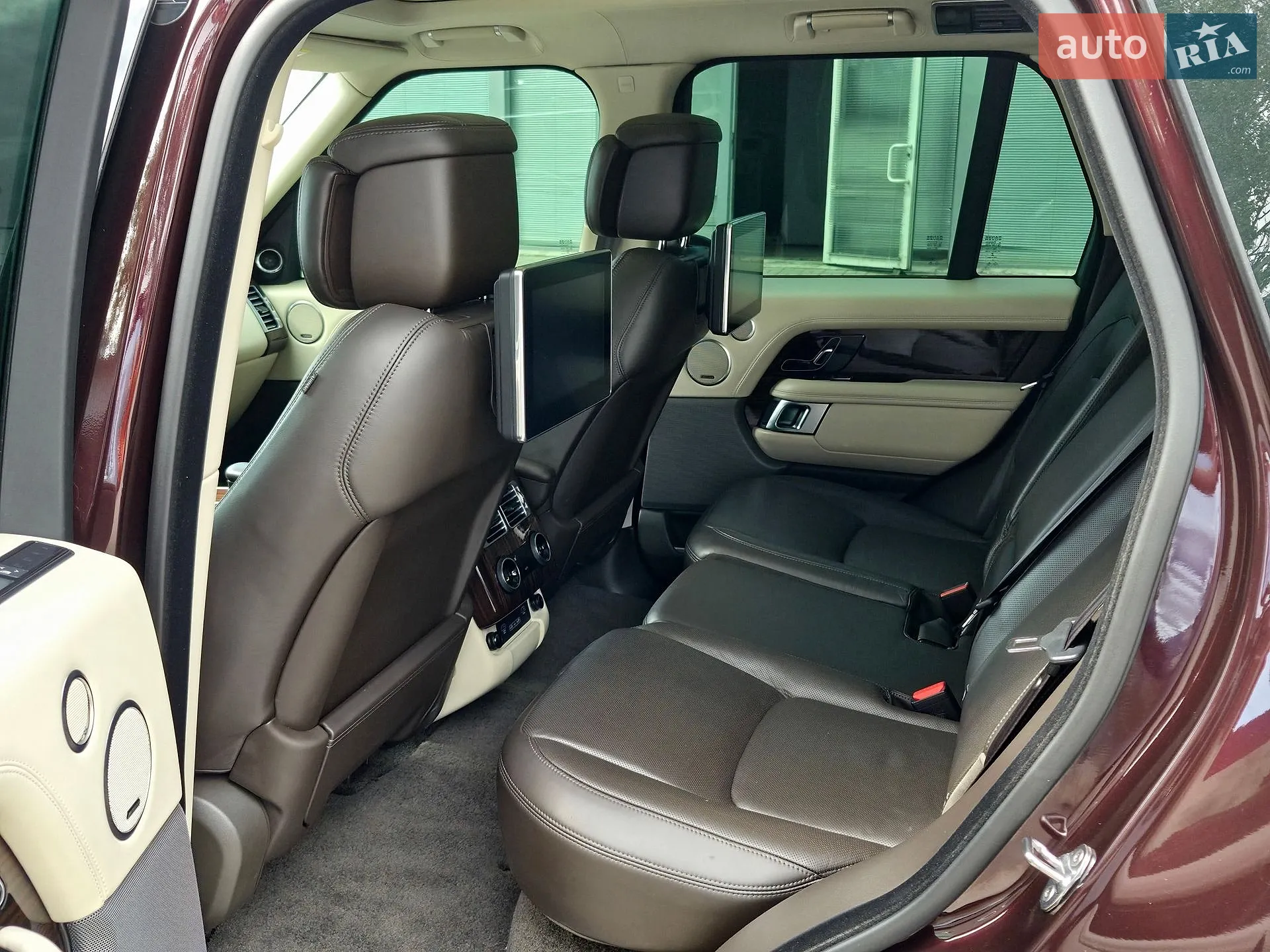 2018 Land Rover Range Rover - мініатюра 15