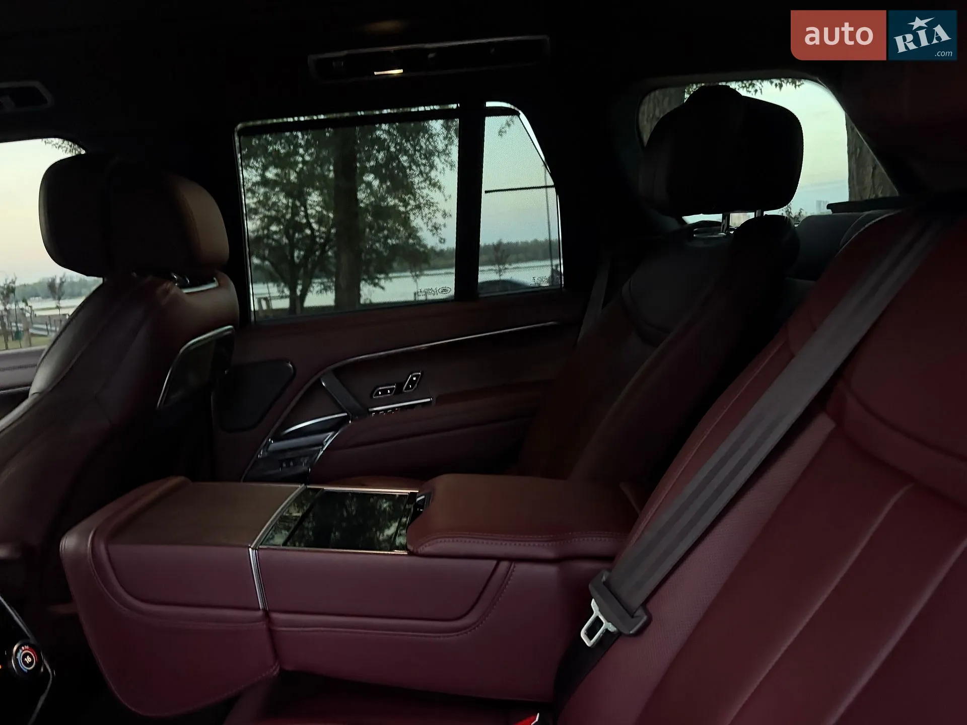 2023 Land Rover Range Rover - мініатюра 21