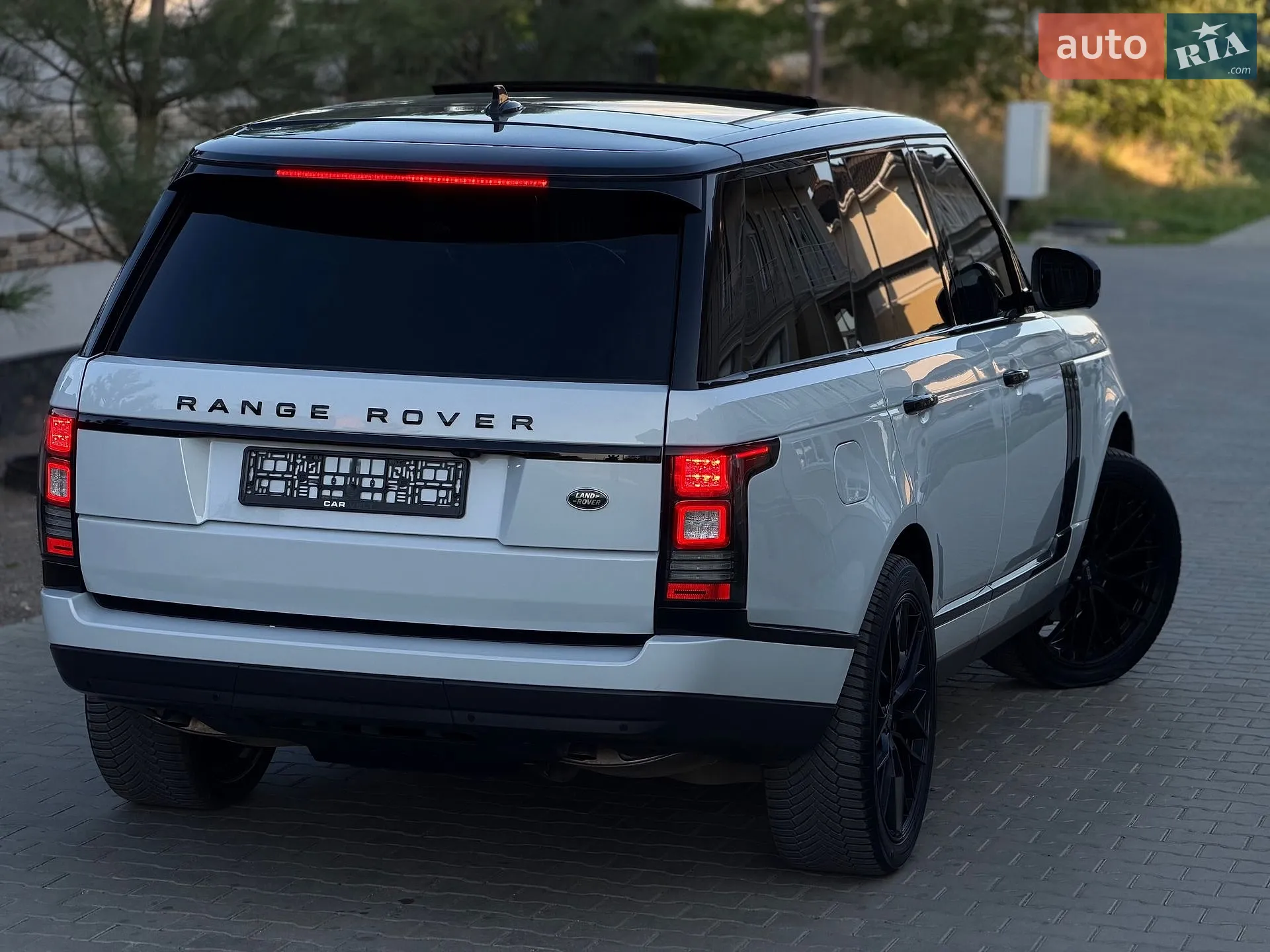 2015 Land Rover Range Rover - мініатюра 17