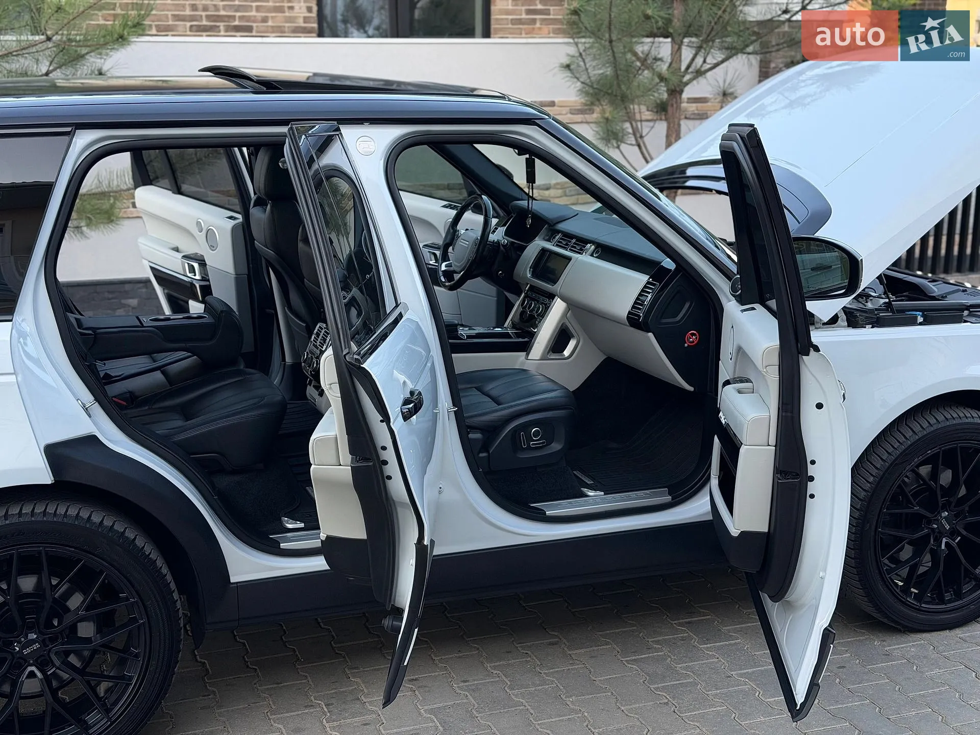 2015 Land Rover Range Rover - мініатюра 46