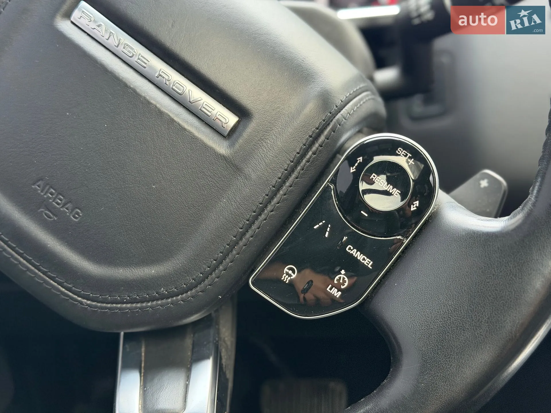 2018 Land Rover Range Rover - мініатюра 38