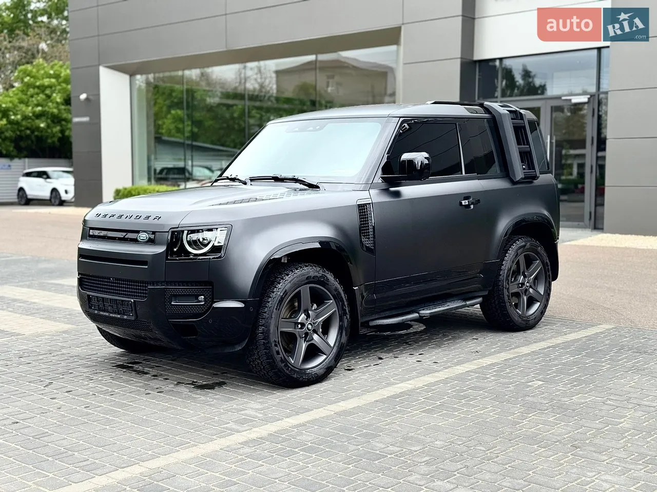 2025 Land Rover Defender - мініатюра 27