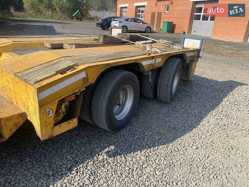 Низкорамная платформа Langendorf FMS 1995 в Ковеле