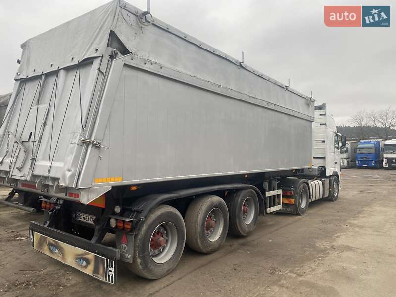 Зерновоз - напівпричіп Langendorf MHK 1997 в Жидачові