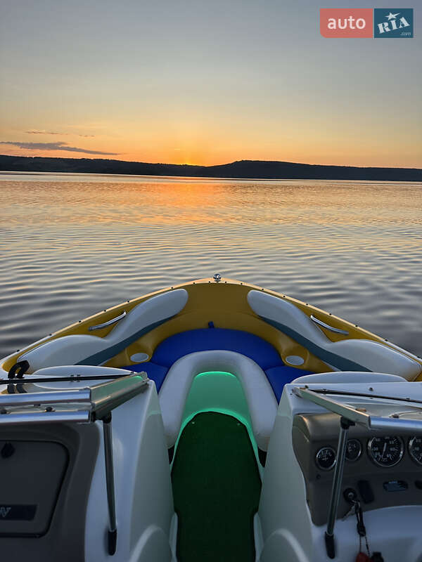 Катер Larson 180 2005 в Черновцах