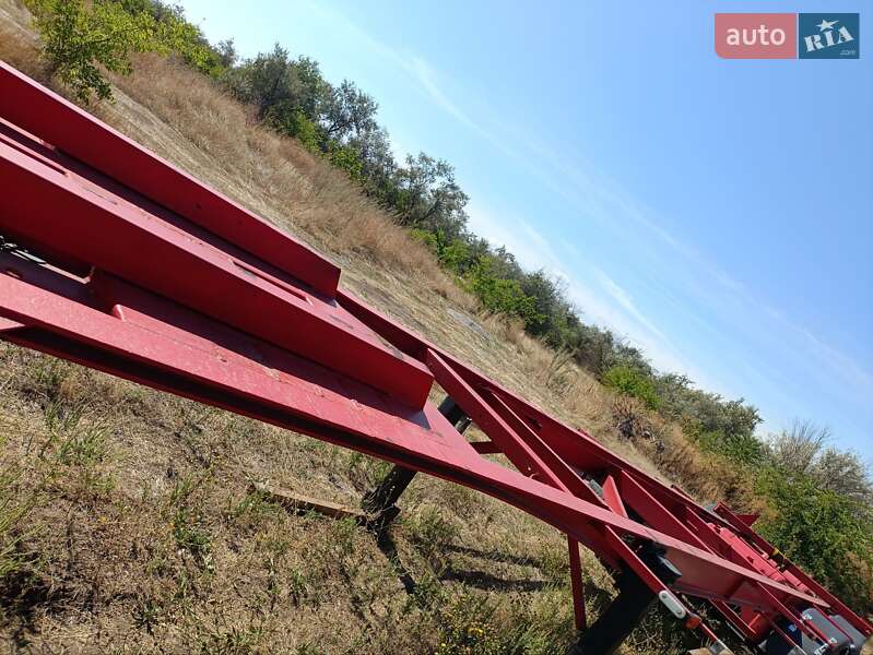 Контейнеровоз Latre OC38 2001 в Одесі