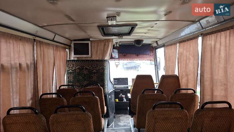 Городской автобус ЛАЗ 4207 2007 в Днепре фото 13 Городской автобус ЛАЗ 4207 2007 в Днепре