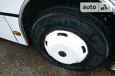 Автобус ЛАЗ 695 2000 в 