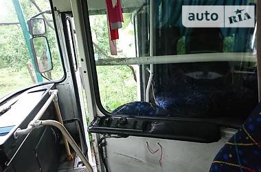 Автобус ЛАЗ 695 2000 в 