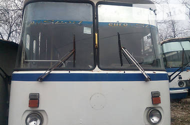 Пригородный автобус ЛАЗ 695 2005 в 