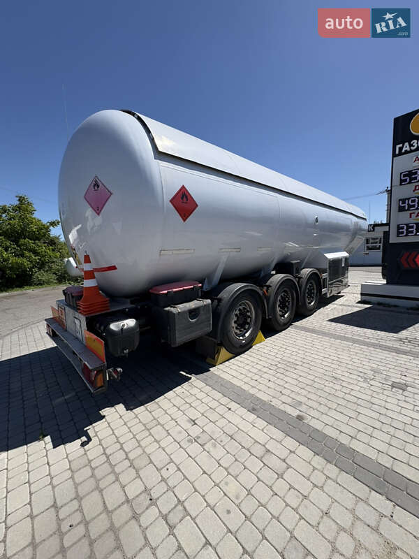 Газовоз LDS NPA 2006 в Львове