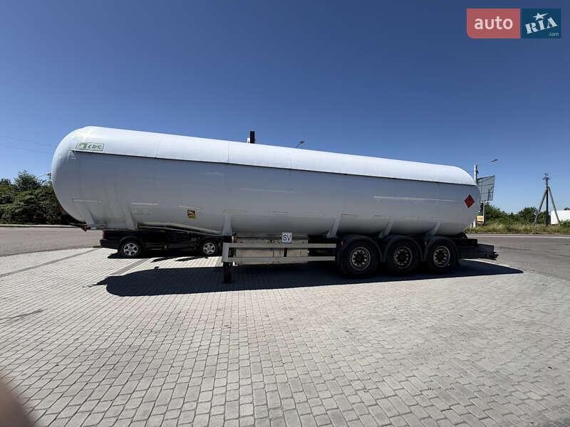 Газовоз LDS NPA 2006 в Львове