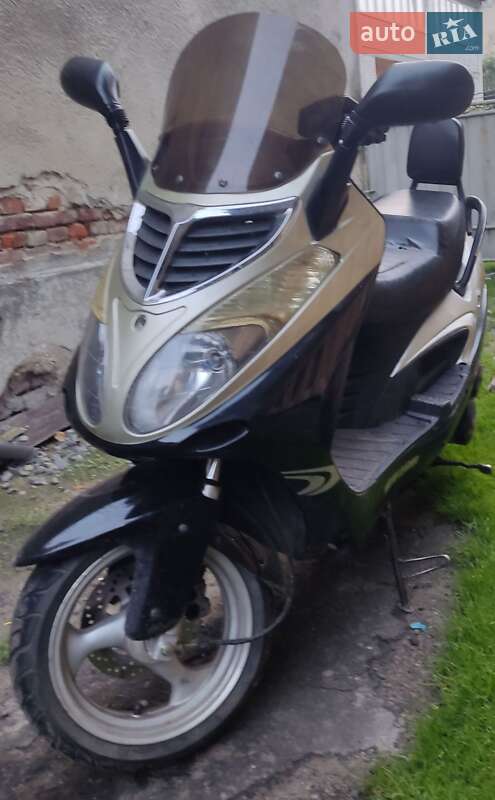 Макси-скутер Leader 150 2013 в Жовкве