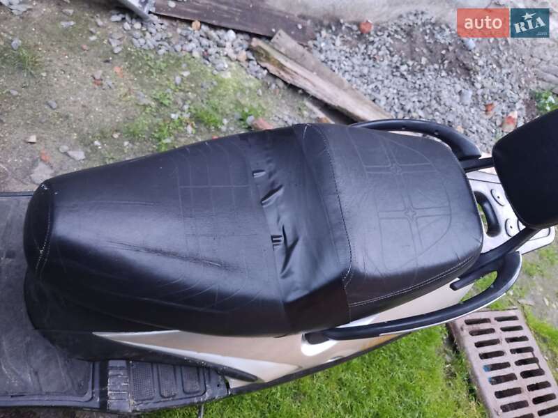 Макси-скутер Leader 150 2013 в Жовкве