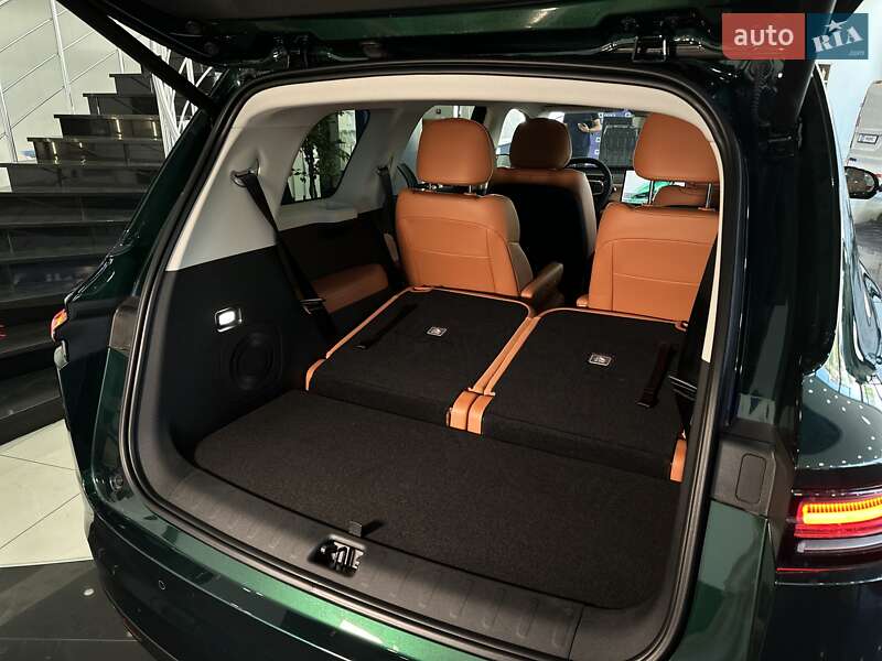 Внедорожник / Кроссовер Leapmotor C16 2025 в Одессе